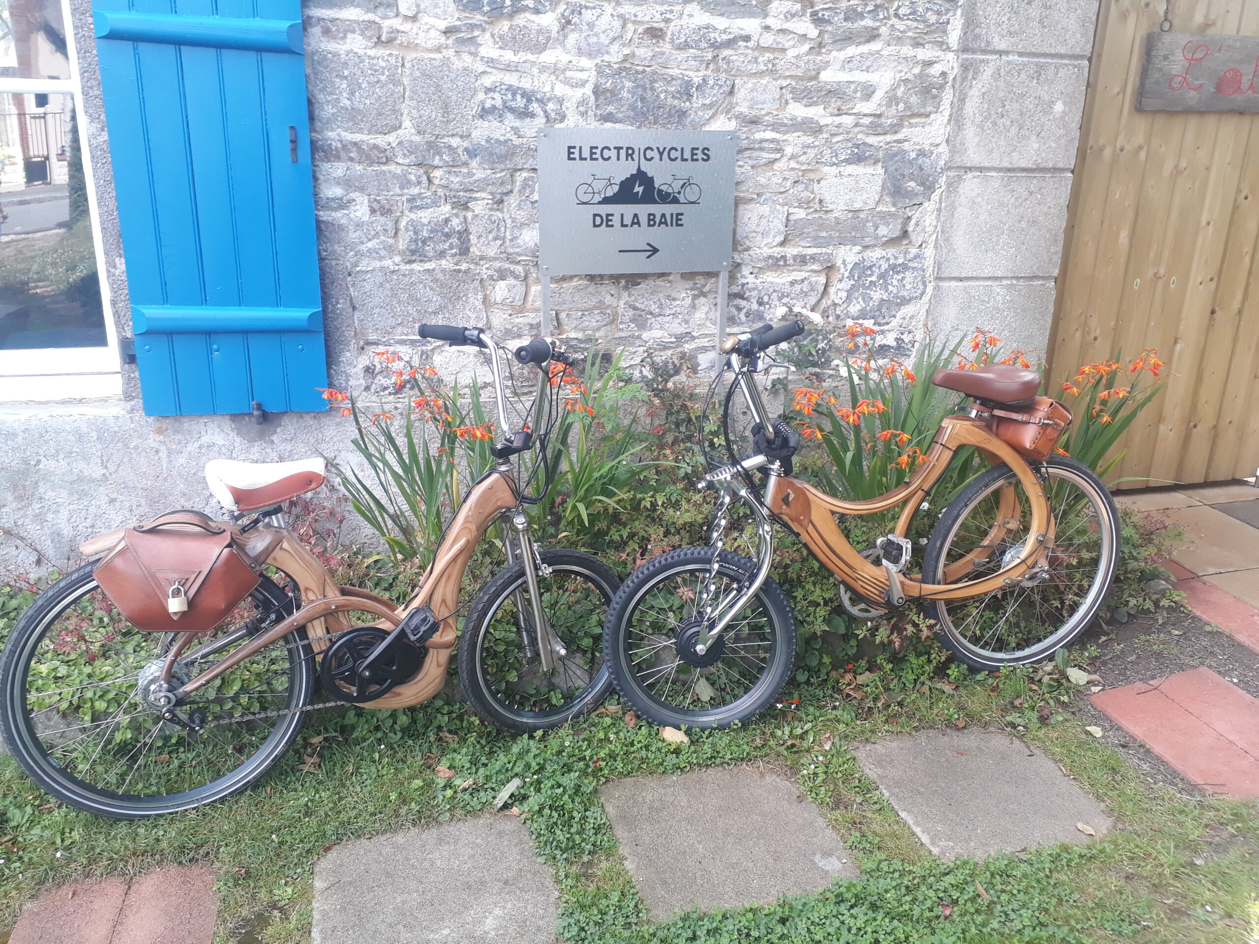 Vélo électrifié à l'atelier Electricycles de la Baie