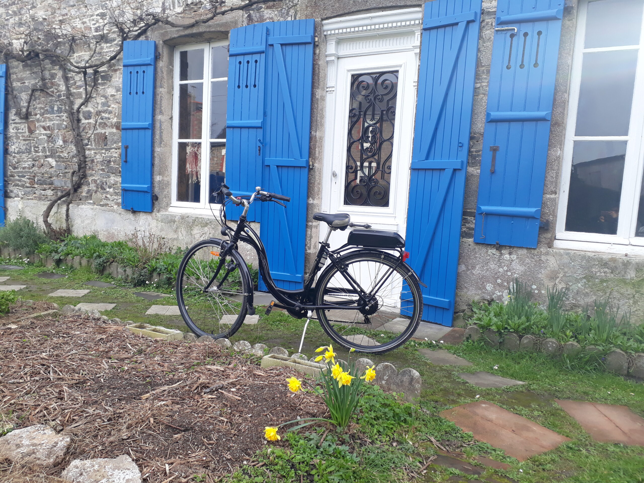 Vélo électrifié à l'atelier Electricycles de la Baie